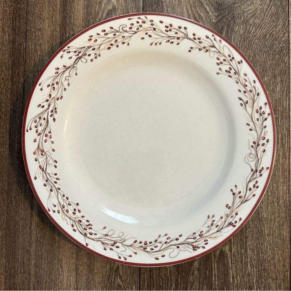 ‼️The Country House Collection Plate‼️